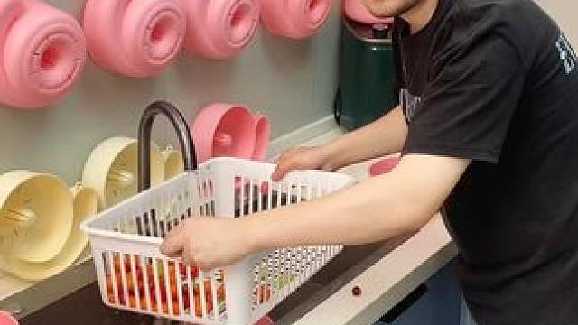 蜗牛自动清洗篮 有了它，以后洗水果可就太方便了，自动洗干净还能自动沥水，#沥水篮  #厨房好物  #