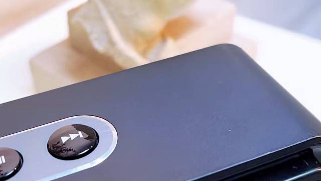 耳朵直接“被俘获”！DOSS全景声音响开机即惊艳，每段旋律都超有感染力