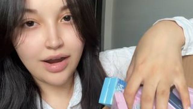 眼珠子自由啦 29买到3幅 花色一个比一个混血#好物推荐 #好物分享 #种草 #美妆