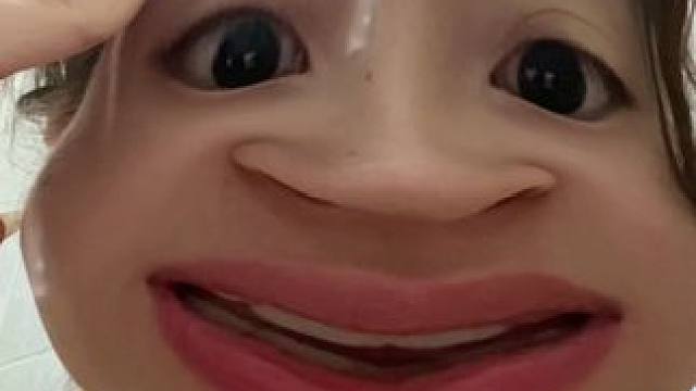 刚步入社会的女孩少发表自己的看法 猥琐发育 #女大学生 #日常唠嗑