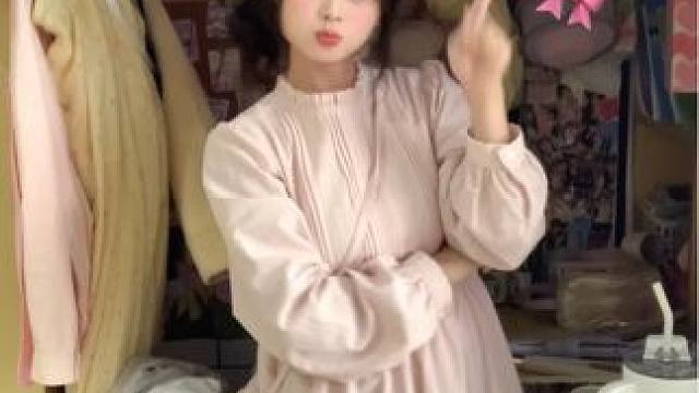 爱上了手势舞#甜甜的手势舞 #创作者中心 #创作灵感 #女大学生 #甜妹