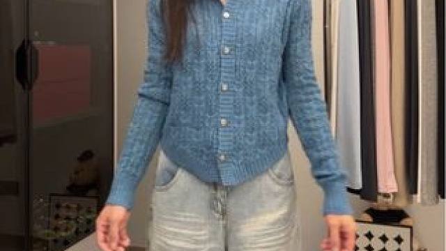 #毛衣穿搭  #舒适穿搭 #今日穿搭 #潮流穿搭休闲风 #慵懒风穿搭