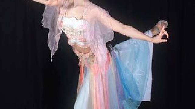 酹月呼嫦娥，仰天听天语#庆功天仙曲#嫦娥#中国舞