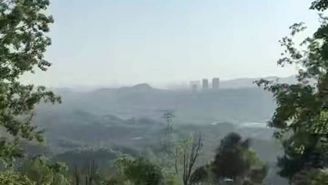 这么糊的镜头也挡不住的美