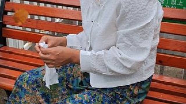 仰望天空45度，能等到你来吗？ #伤心#景区#悲伤逆流成河#天府茶灵谷山地运动公园