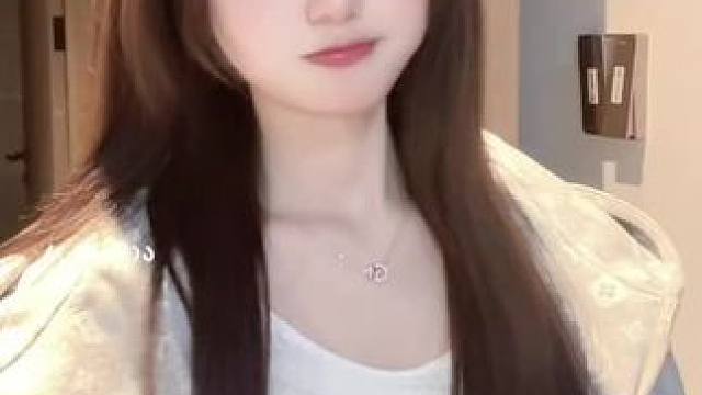 努力跟上节奏的我哈哈哈 #鸽子摇 #甜妹