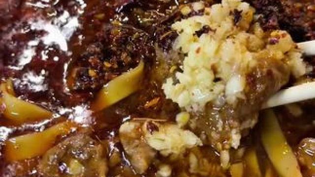 哇塞！川婆婆上新啦～ 水煮牛肉面绝啦～  
#阳泉 #阳泉阳泉  #阳泉美食 #阳泉探店 #阳泉美食