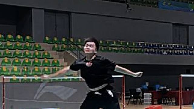 这个叫什么鹏展翅？ #羽毛球 #单打 #突击