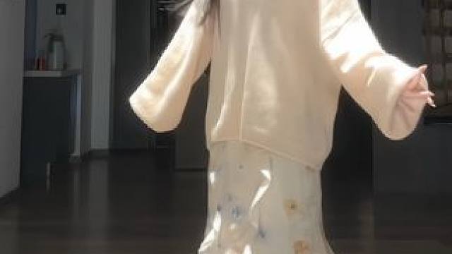 秋天的第一支手势舞~