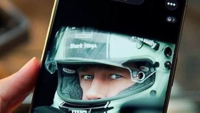 产品都越来越卷了，这款贴膜的性价比直接顶满#iPhone钢化膜 #手机贴膜神器 #iphone17