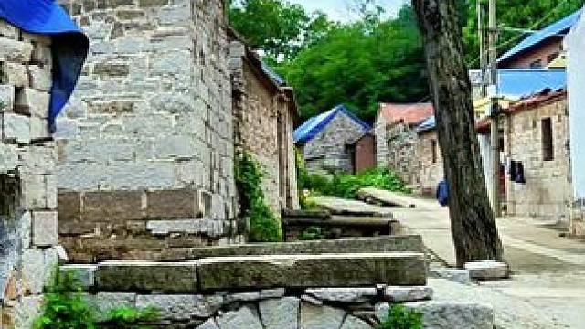 #农村生活 #山村行 #大美章丘官庄篇(1229)马闹坡村。儿时总想逃离的小村庄，如今却成了魂牵梦绕