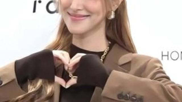 郑嘉颖90后老婆陈凯琳，最新状态还令人羡慕，与老公相差22岁恩爱无比，原来真爱真的不分年龄