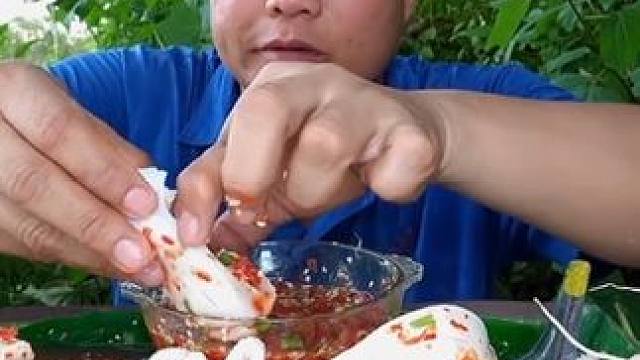 鲜辣剁椒酱汁️凉拌大墨鱼 #全民任务#泰国大叔#泰国美食#内容启发搜索 #种草激励计划