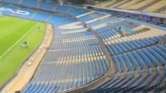 哈兰德击败那不勒斯后吹口哨散步哈兰德