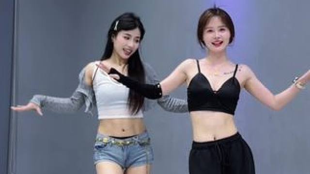 舞蹈常用万能动作，一步一步教会你，大家学会了嘛