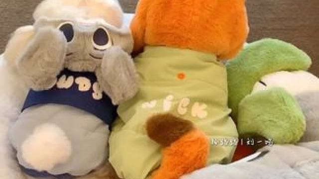 纯情小狗遇上钓系小猫 就只能投降啦