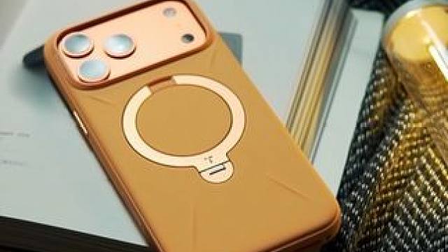 特殊处理的液态硅胶手感真的很不一样，配合支点壳体验感拉满哦#图拉斯支点壳 #iPhone17手机壳