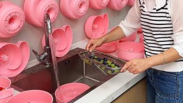 蜗牛自动清洗篮 蜗牛自动清洗篮，有了它，以后洗水果可就太方便了，自动洗干净还能自动沥水，