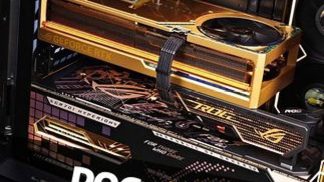 第一视角装机 RTX5090黄金夜神！显卡中的劳斯莱斯！ #电脑 #装机  #5090黄金夜神 #R