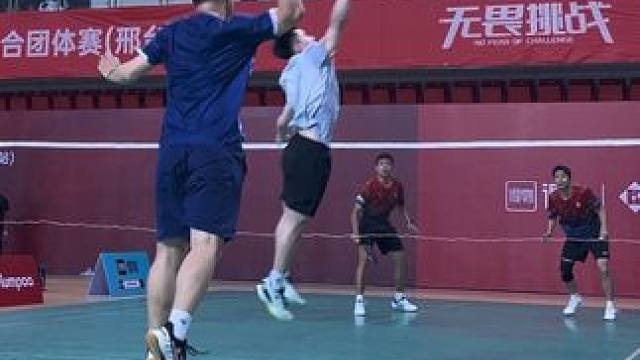 我知道命运会一直发给我同样的牌 直到我给出新的回应#羽毛球 #羽毛球精彩片段 #羽毛球比赛 #羽毛球