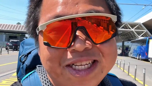 新疆拥有世界级美景，就是有点堵车