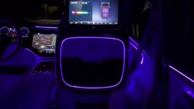 不干怎么开上迈巴赫，一个字就是干！倒下不可怕可怕的是没有从头再来的勇气，一定要扛着做一个国