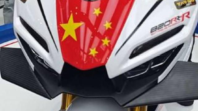 张雪820rr，亮相2025中国摩博会!国产猛兽价格几何？
