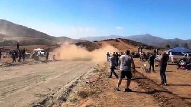 挑战速度与激情，巴哈1000极限越野拉力赛！#巴哈1000 #奖杯卡车 #拉力赛