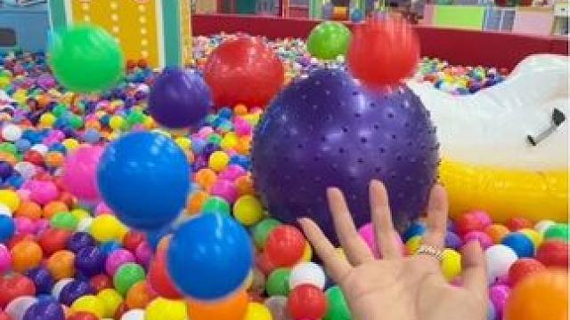 15块8一大一小，解放双手式遛娃就来苏宁广场三楼的卡乐奇宝贝世界吧！#遛娃好去处 #解放双手式带娃 