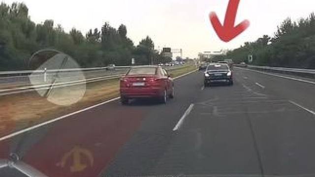 这次碰到对手了