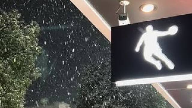 秋天到了，冬天还远吗？#这座城市