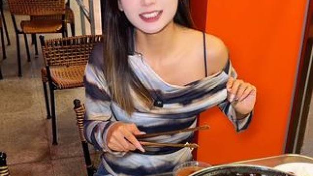 西安竟然有这么正宗的齐齐哈尔烤肉！？#齐齐哈尔烤肉 #遛娃好去处 #比会吃更惠吃 #超值券 #宝藏小