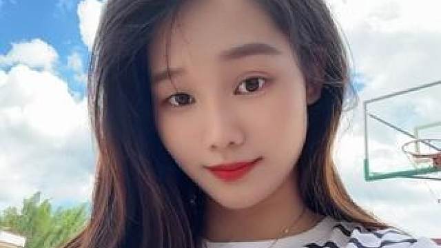 一起来自拍对口型啦