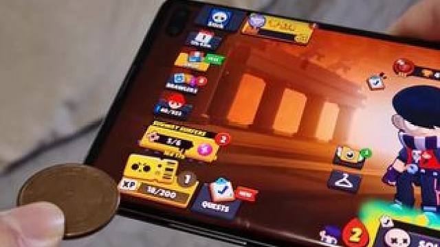 朋友：我感觉我现在强到可怕