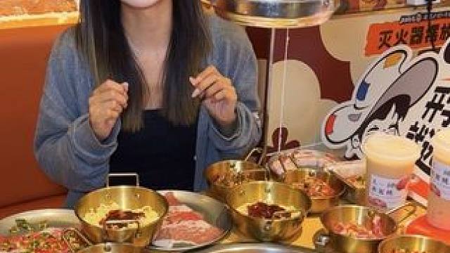 卖爆了！赶紧囤！#甜甜三分甜 #遛娃好去处 #比会吃更惠吃 #超值券 #宝藏小店 注：仅套餐内指定款