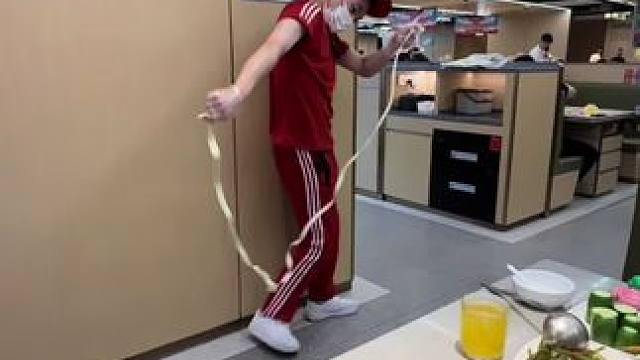 #海底捞 嗨嗨家庭餐来喽 #一起吃火锅#亲子#海底捞带娃服务#海底捞新品