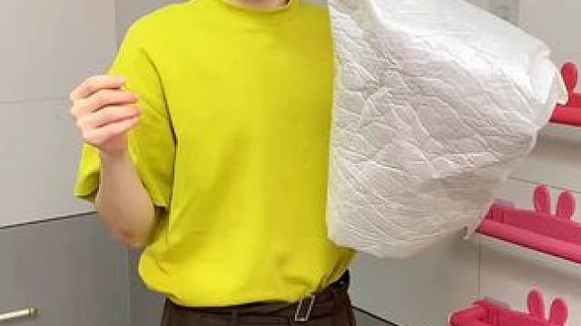 兔耳伸缩拖鞋架 收纳毛巾不占空间，还是个 拖鞋上墙不积水，卫生间干净