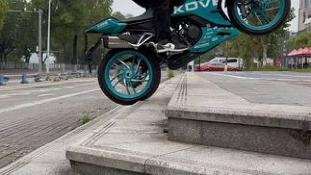 凯越350rr赫雷兹 你们有没有遇到这种情况？
