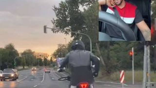 等红绿灯遇到有趣的骑士 #摩托车 #机车