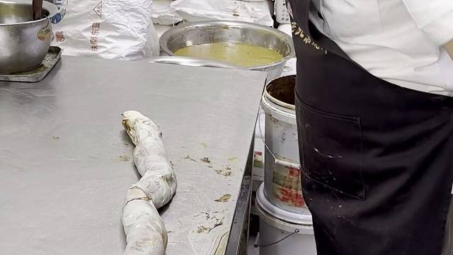 老北京麻酱烧饼