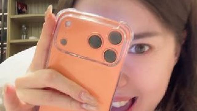 我也没亏待他 把我的14p给他了 #谁懂男人的眼泪 #iphone17