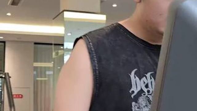 我要健身 我要减肥 亮哥：就这？