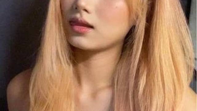 出门前后为什么长不一样。。
#talkthattalk手势舞