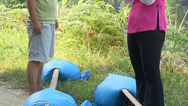 山路、尤其是陡坡，可能这样会更好