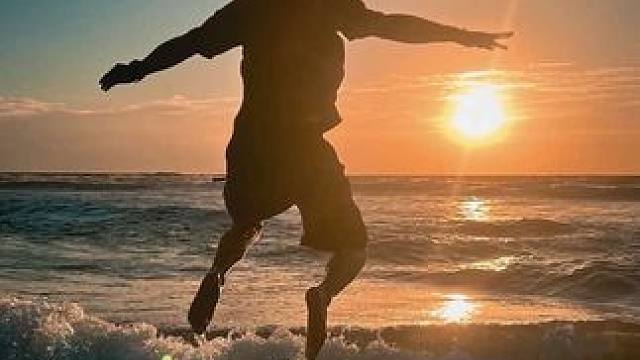 淡淡的忧伤浅浅的爱，我在海岸等你，你在哪儿？ #旅行阿杰