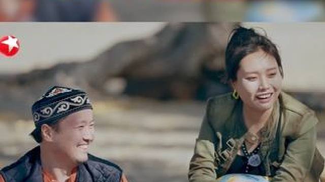 #听谁在唱歌  这么抽象的人竟然有两个，于适说这里真的有狼，李雪琴灵魂接梗：狼都知道我屋密码，一个敢