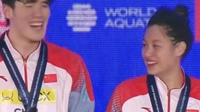 @余依婷 @王嗷宇･ᴗ･ 说什么呢？ 
#游泳 #中国游泳队 #抽象 #快来围观