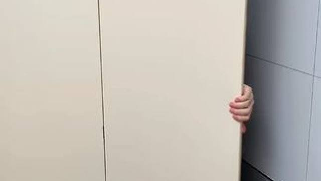 可伸缩毛巾架 #可伸缩毛巾架  收纳毛巾不占空间，还是个#可伸缩拖鞋架 拖鞋上墙不积水，卫生间干净整