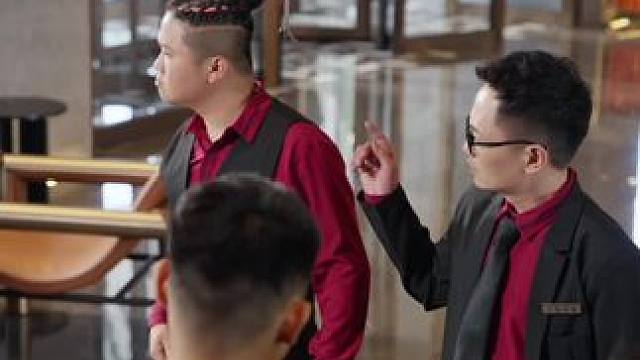 第六集！厨师二甩逆风翻盘遇到前妻！ #了不起的服务员#李二甩#蹭饭#爽剧#蹭饭