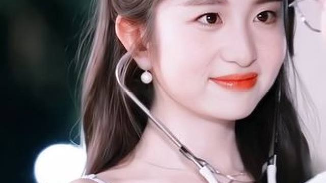 “你值得被坚定的选择，而我的选择一直都是你”